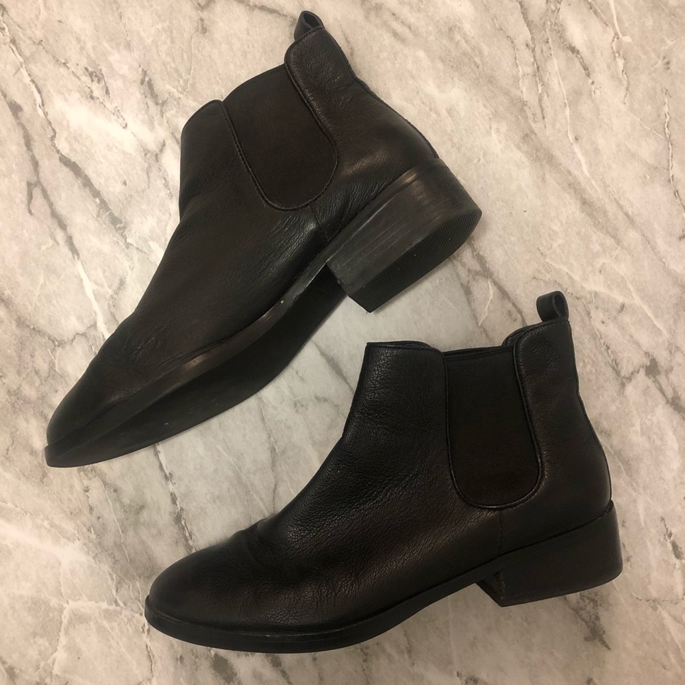 Cole Haan Black Leather Chelsea Boots